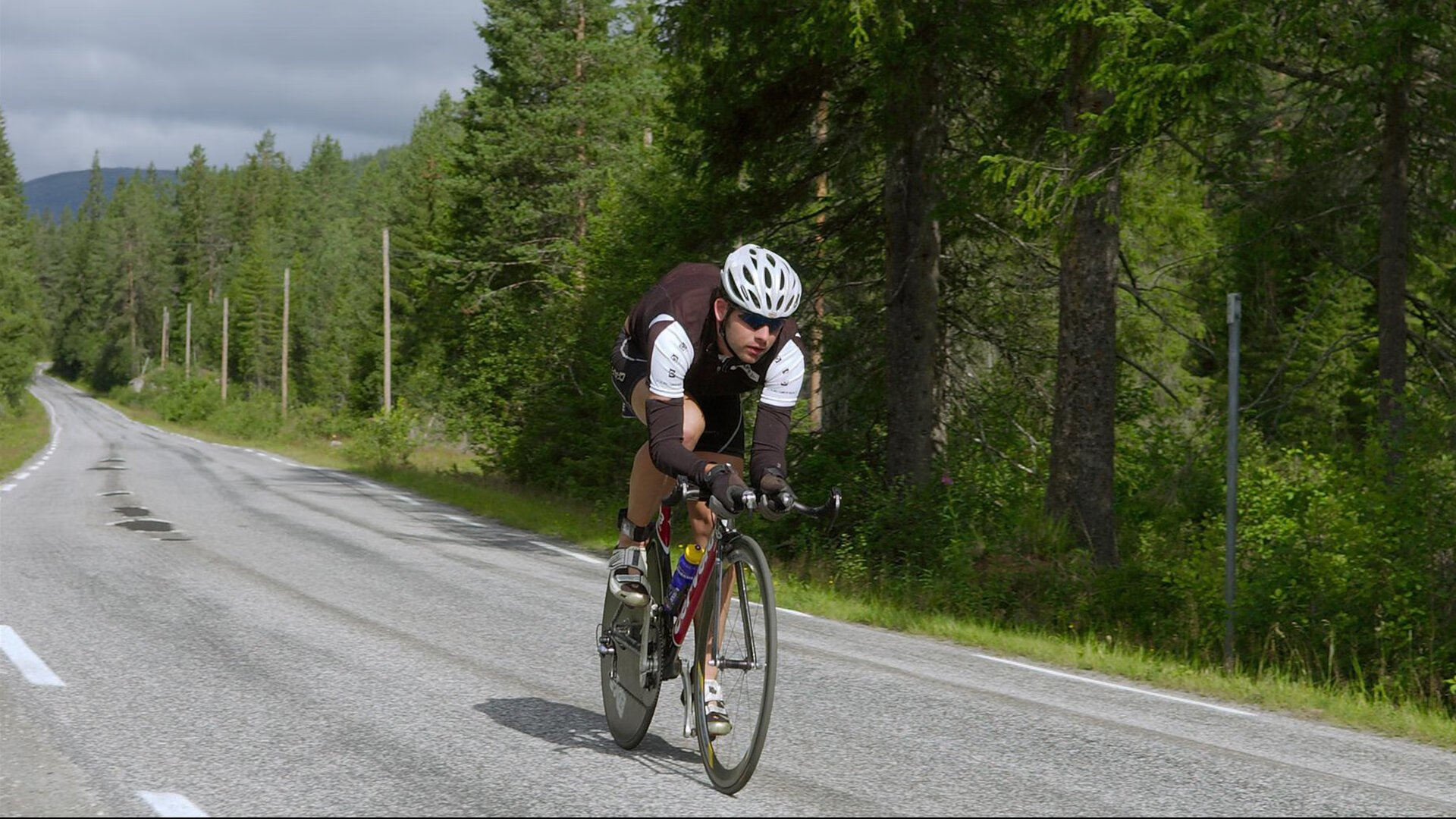 从安菲尔德到维罗德洛姆，金玟哉如何用防守艺术导演马赛的逆转史诗