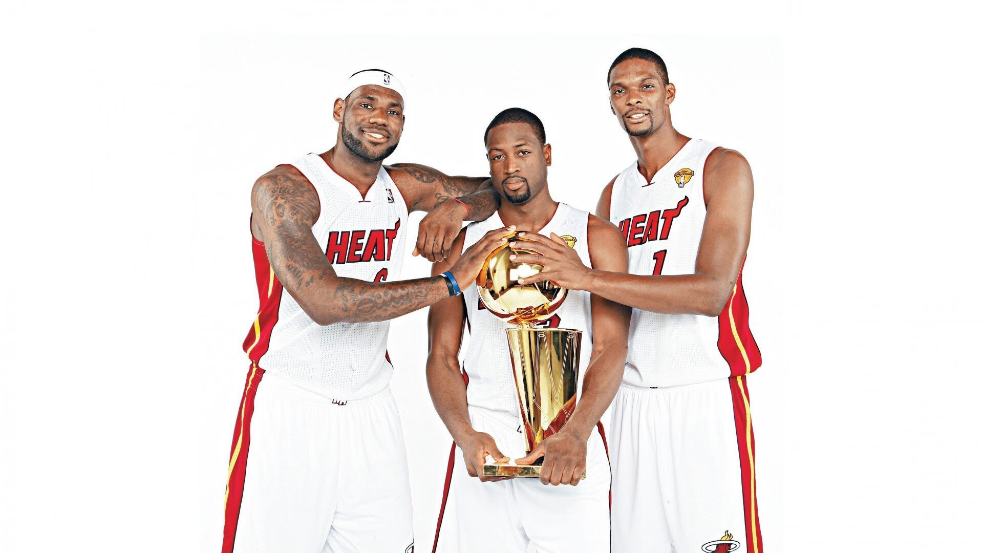 雄鹿连续得分压制凯尔特人，东契奇成为关键先生，一场战术与意志的较量